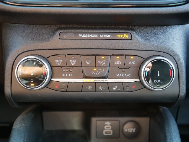 Used 2025 Ford Escape ST-Line Select AWD/4WD image 30