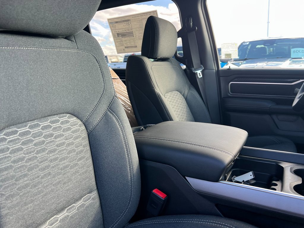 New 2026 RAM 1500 2WD Crew Cab image 12