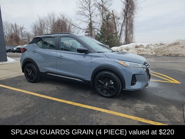 Certified 2023 Nissan Kicks SR w/ SR Premium Package image 7