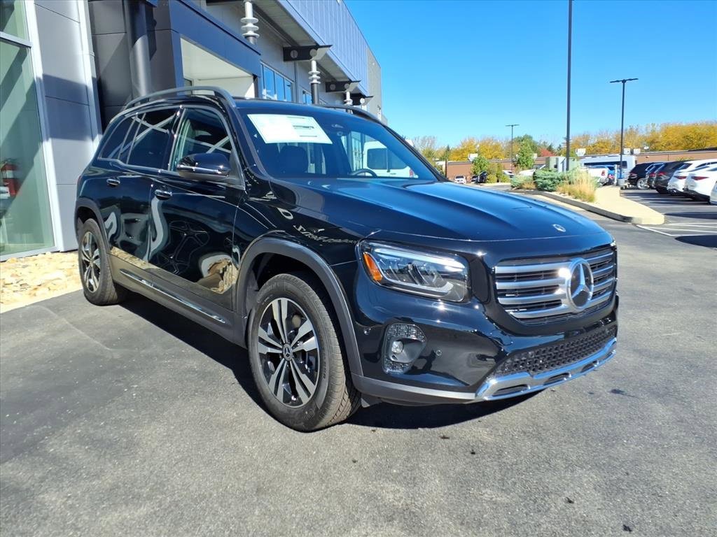 New 2025 Mercedes-Benz GLB 250 4MATIC image 8