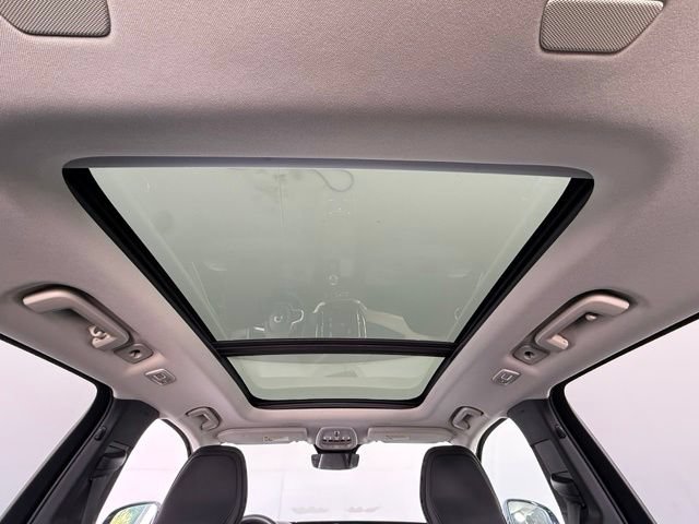 Used 2025 Volvo XC90 B6 Plus AWD/4WD image 37