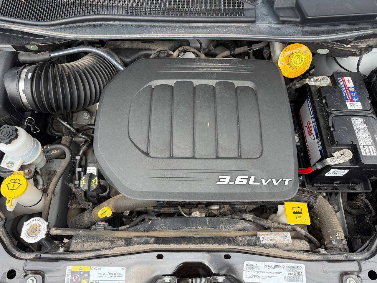 Used 2016 Dodge Grand Caravan SXT FWD image 10