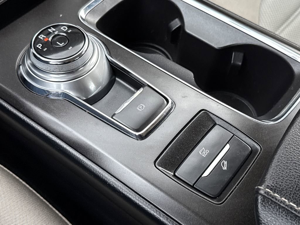 Used 2018 Ford Fusion S image 27