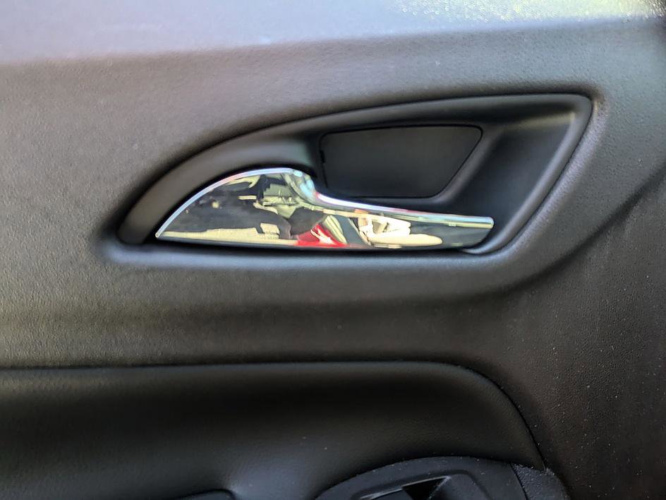 Used 2020 Chevrolet Equinox LT image 30