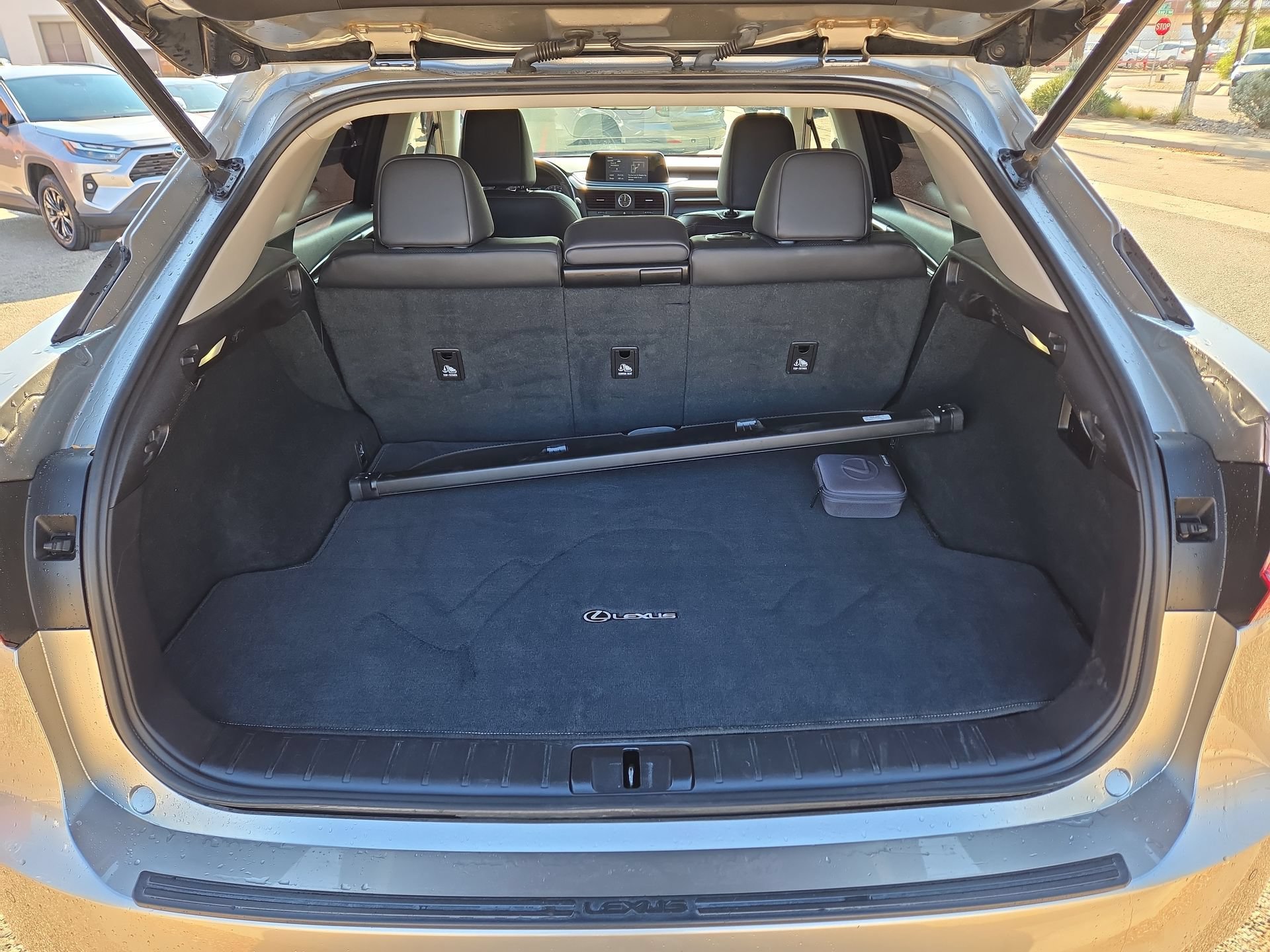 Certified 2022 Lexus RX 350 FWD w/ Premium Package image 12