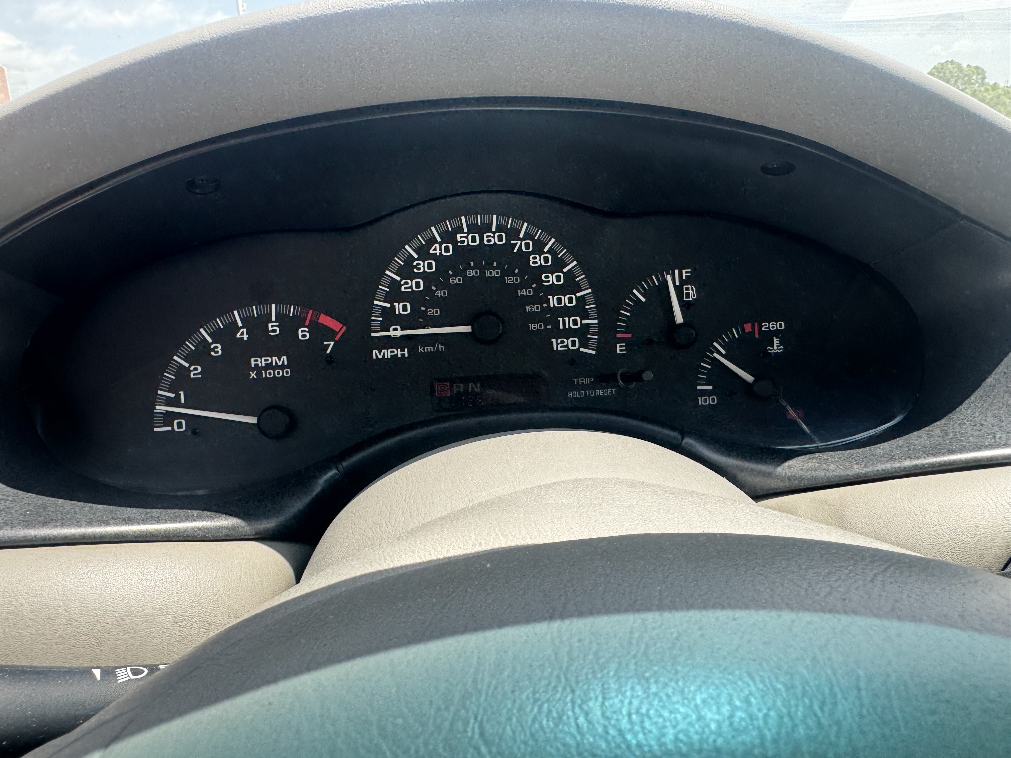 Used 1999 Chevrolet Malibu w/ Preferred Equipment Group 1 FWD image 23