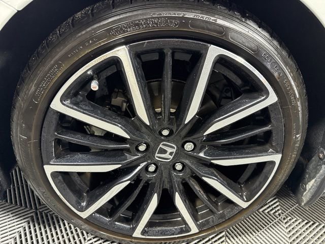 Used 2023 Honda Accord Touring image 13