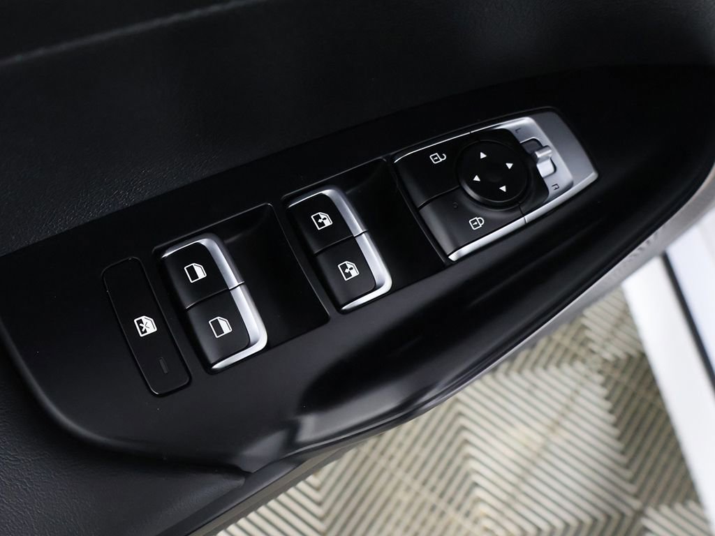 Used 2022 Kia K5 GT-Line AWD/4WD image 36