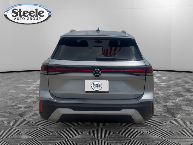 New 2026 Volkswagen Tiguan S FWD image 4