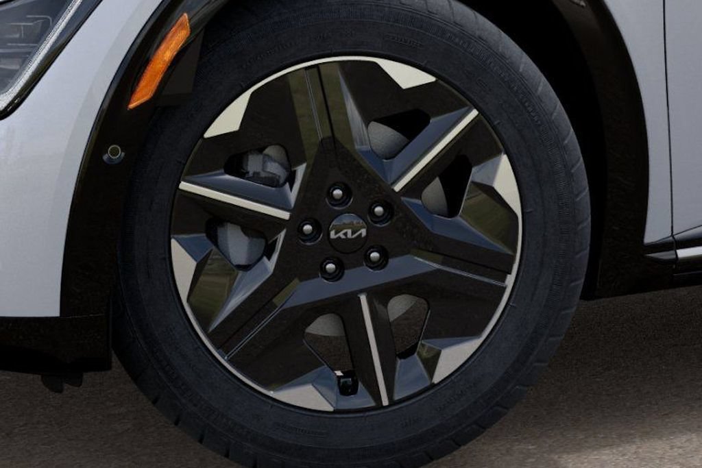 New 2026 Kia EV6 Wind RWD image 10