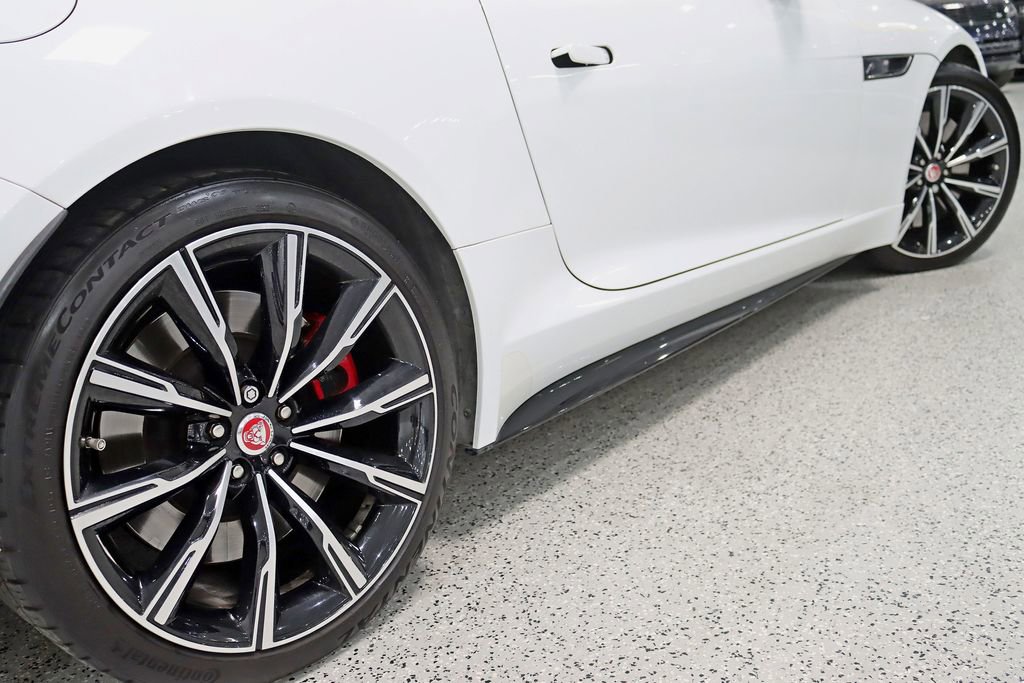 Used 2021 Jaguar F-TYPE R AWD/4WD image 13