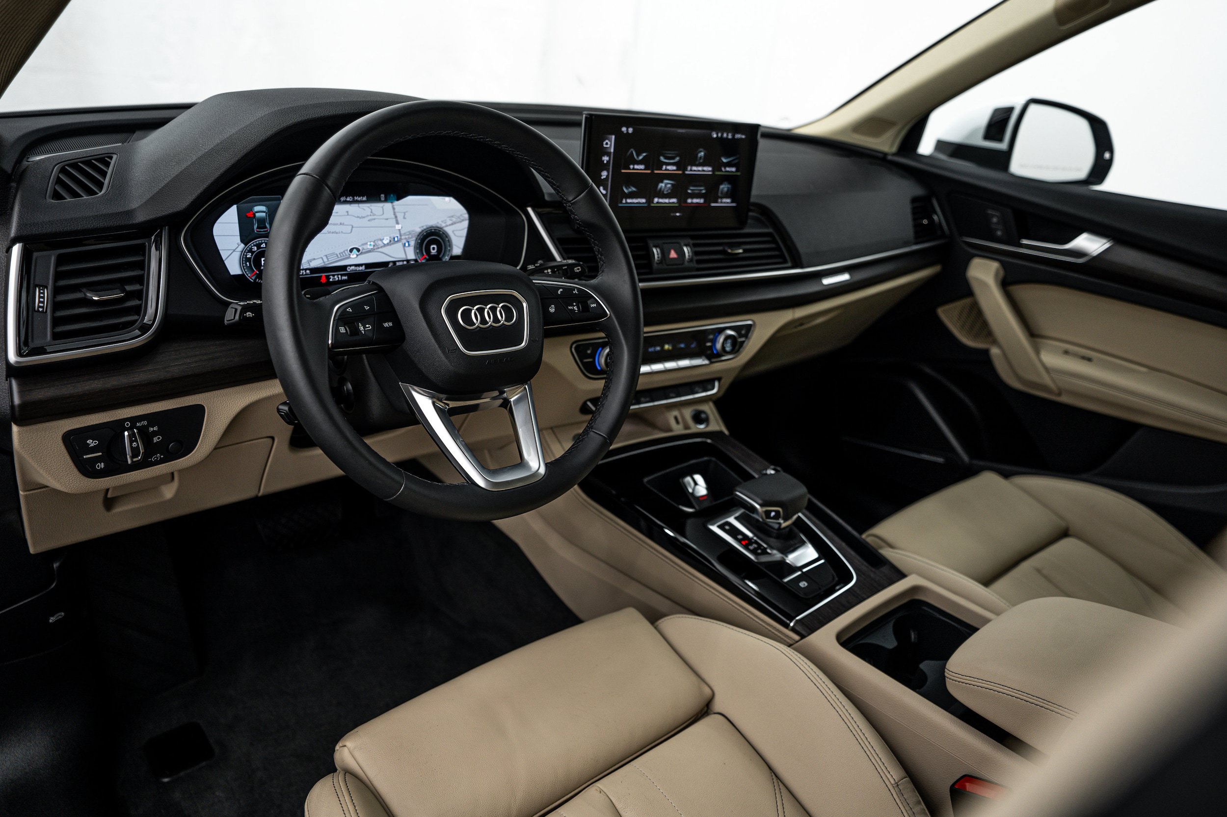Used 2024 Audi Q5 2.0T Premium Plus w/ Premium Plus Package AWD/4WD image 8