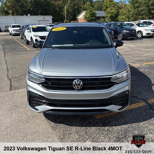 Used 2023 Volkswagen Tiguan SE R-Line image 8