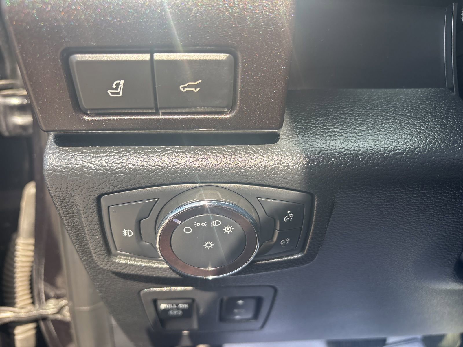Used 2020 Ford Expedition Limited w/ Equipment Group 302A image 31