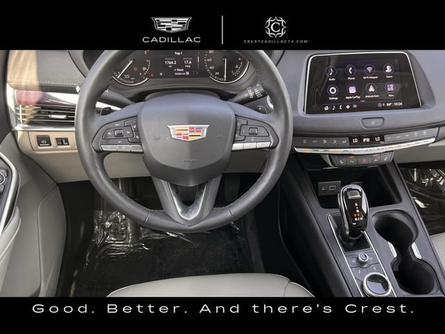Certified 2022 Cadillac XT4 Luxury w/ Cold Weather Package AWD/4WD image 13