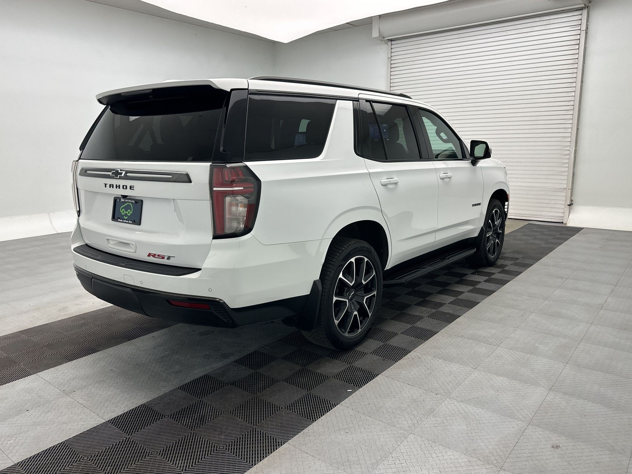 Certified 2021 Chevrolet Tahoe RST w/ Luxury Package AWD/4WD image 9