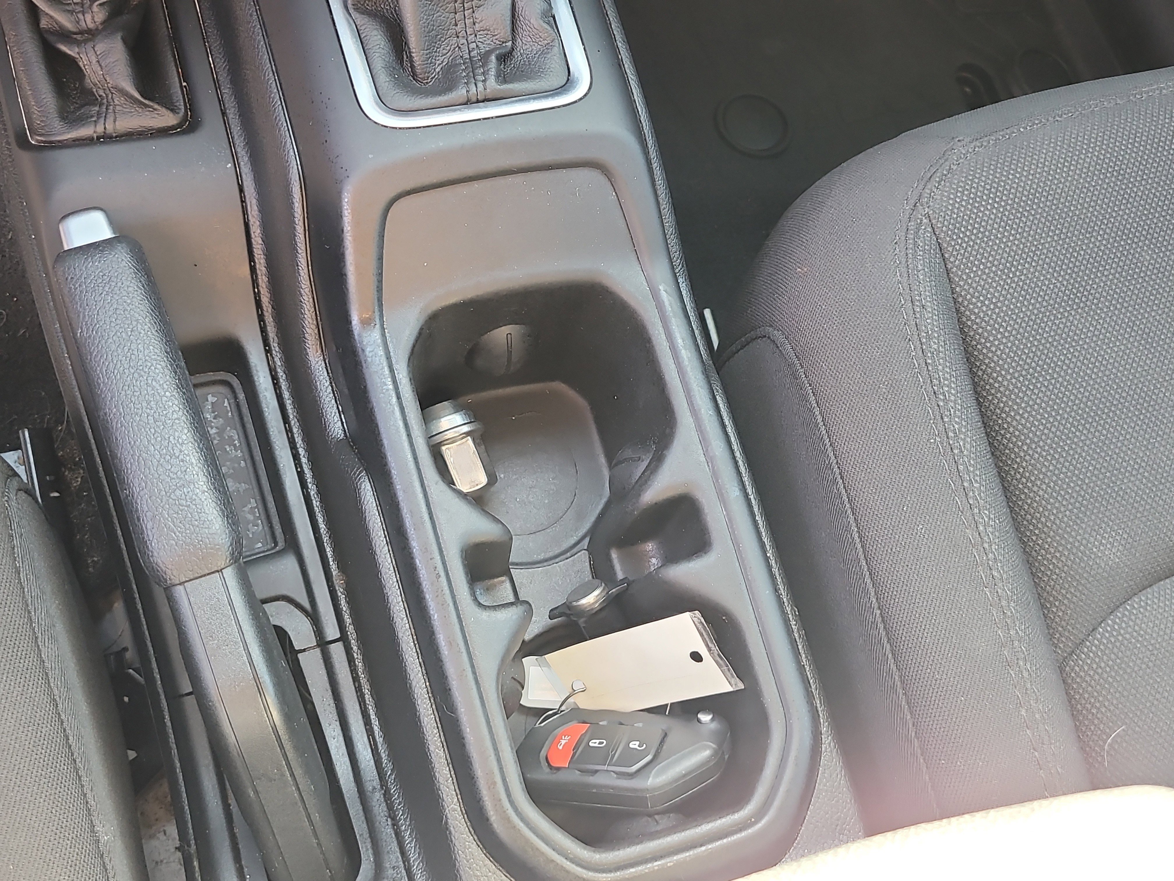 Used 2023 Jeep Wrangler Sport S image 25