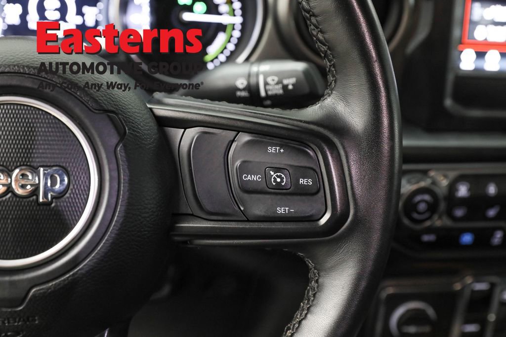 Used 2023 Jeep Wrangler Unlimited w/ Cold Weather Group AWD/4WD image 16