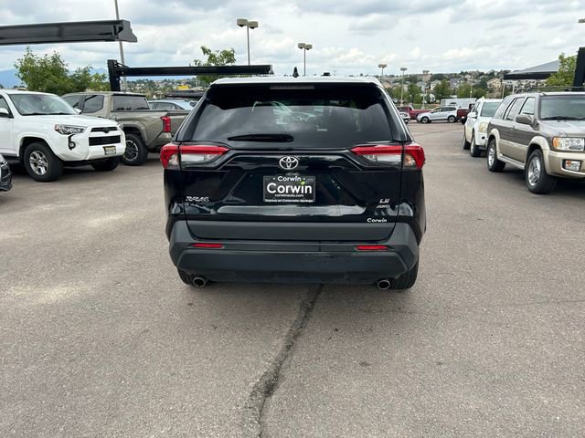 Used 2024 Toyota RAV4 LE image 7