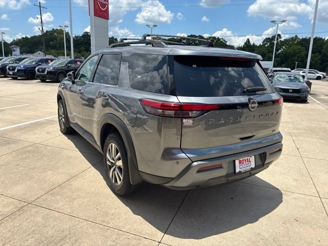 New 2026 Nissan Pathfinder SL FWD image 5