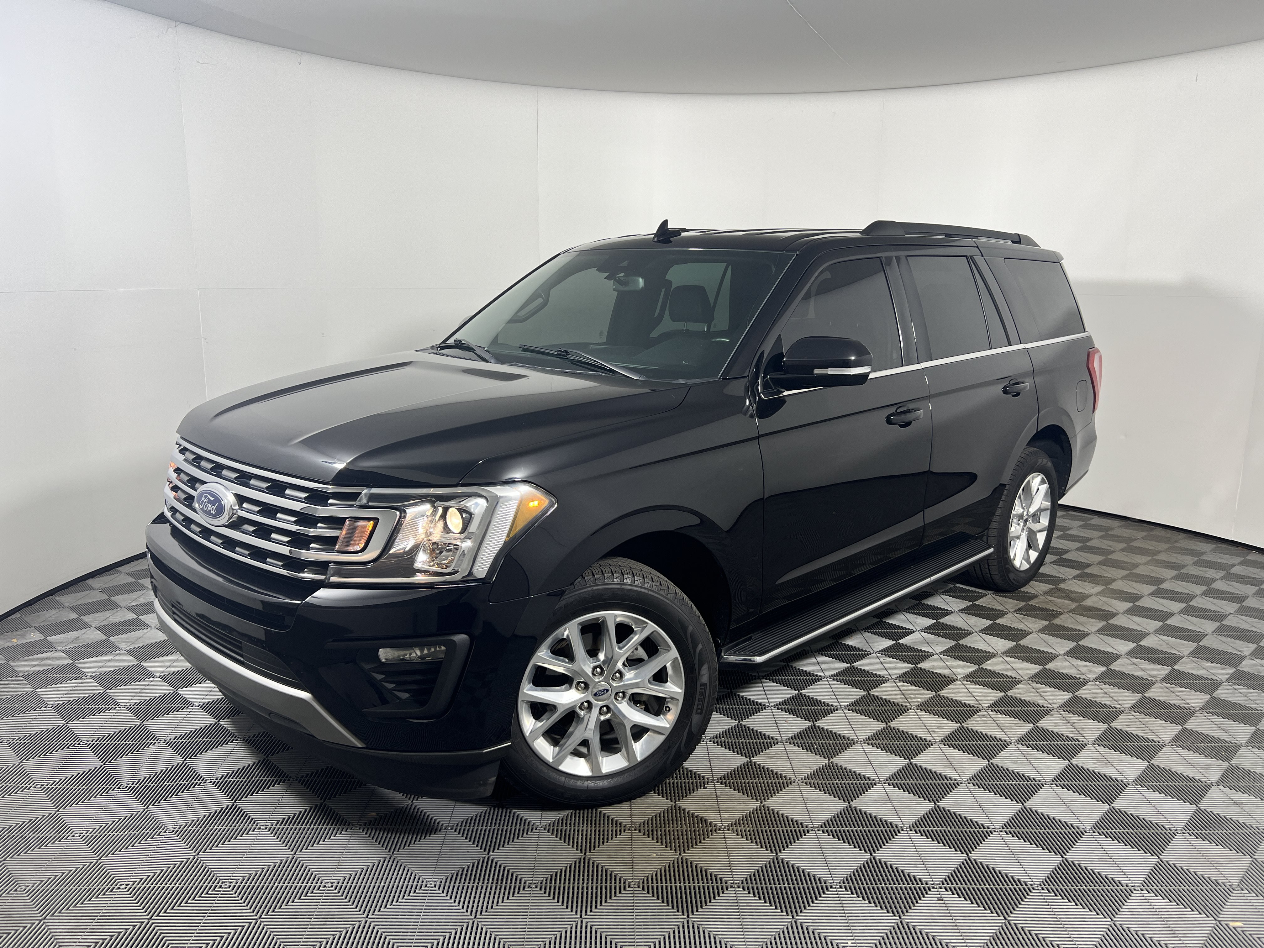 Used 2021 Ford Expedition XLT