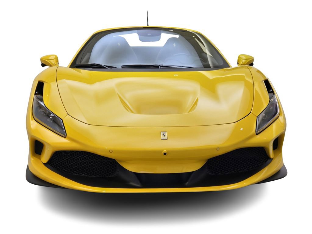 Used 2021 Ferrari F8 Tributo image 2