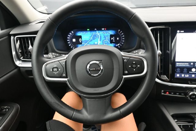 Used 2023 Volvo S60 B5 Core w/ Climate Package AWD/4WD image 22