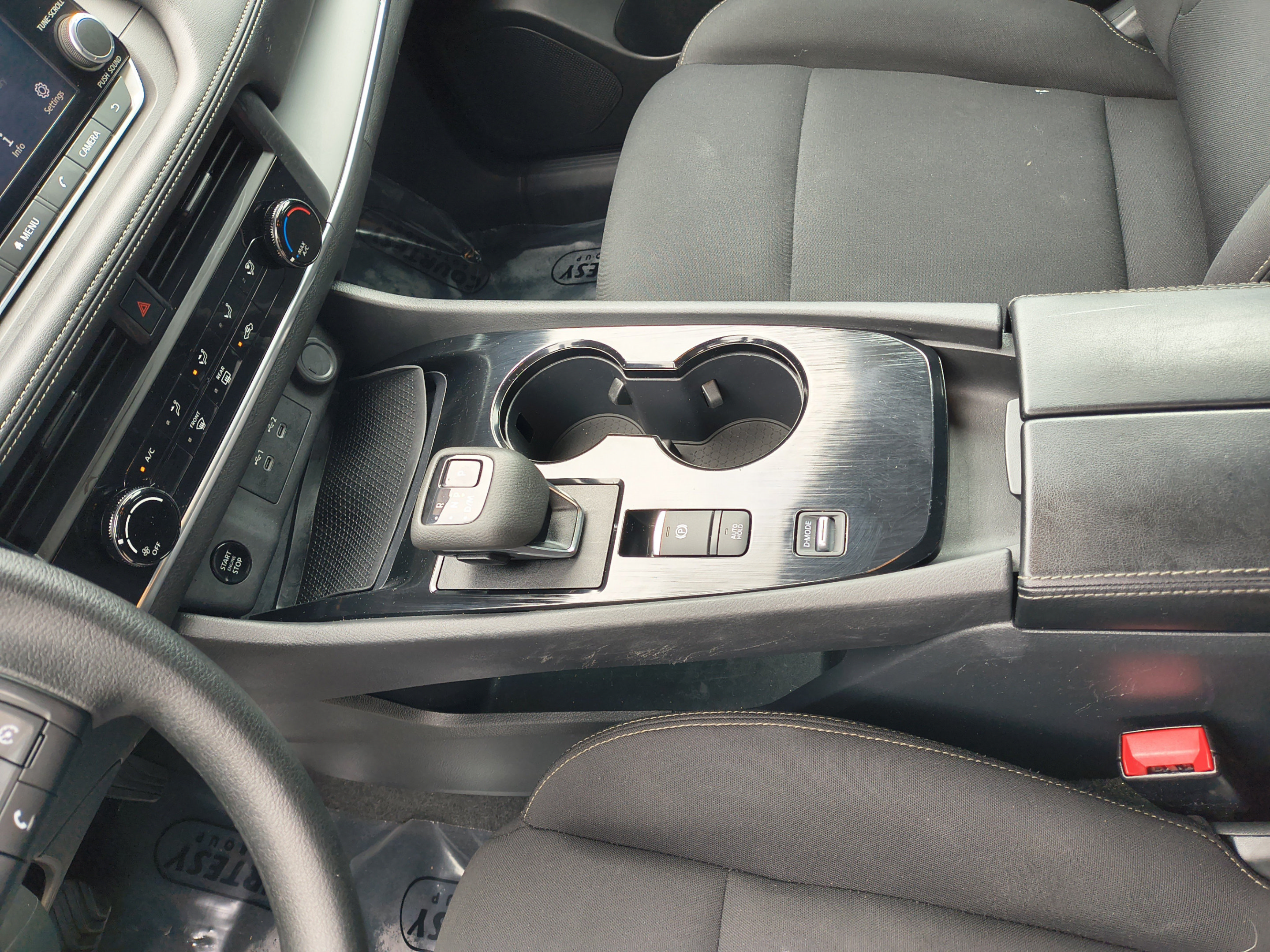 Certified 2024 Nissan Rogue S FWD image 22