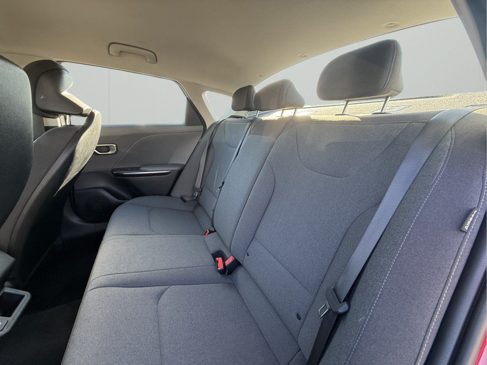 Used 2025 Kia K4 FWD image 21