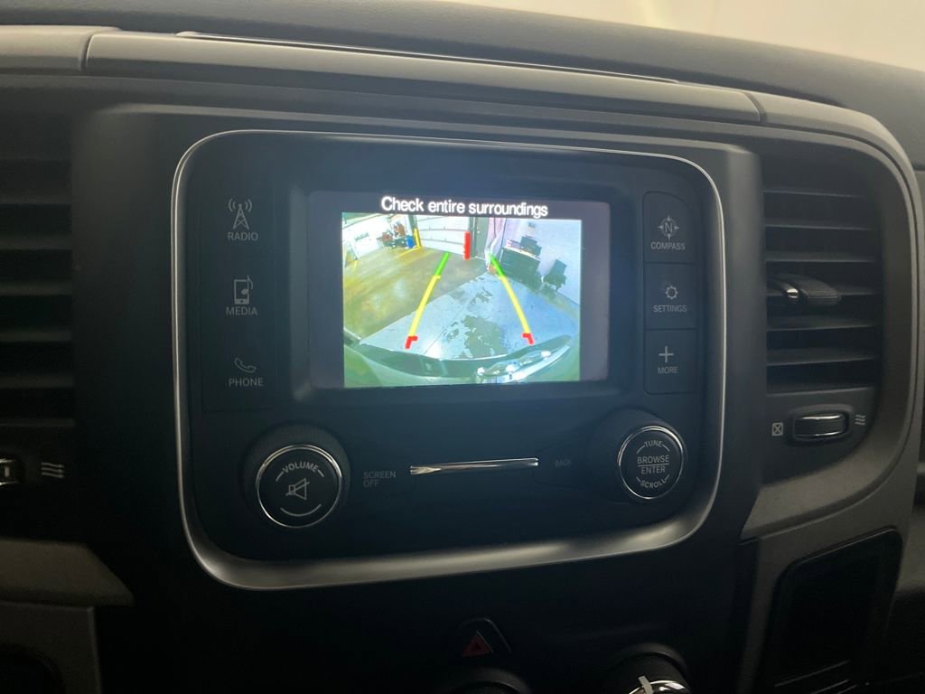 Used 2018 RAM 2500 Tradesman w/ Chrome Appearance Group image 27