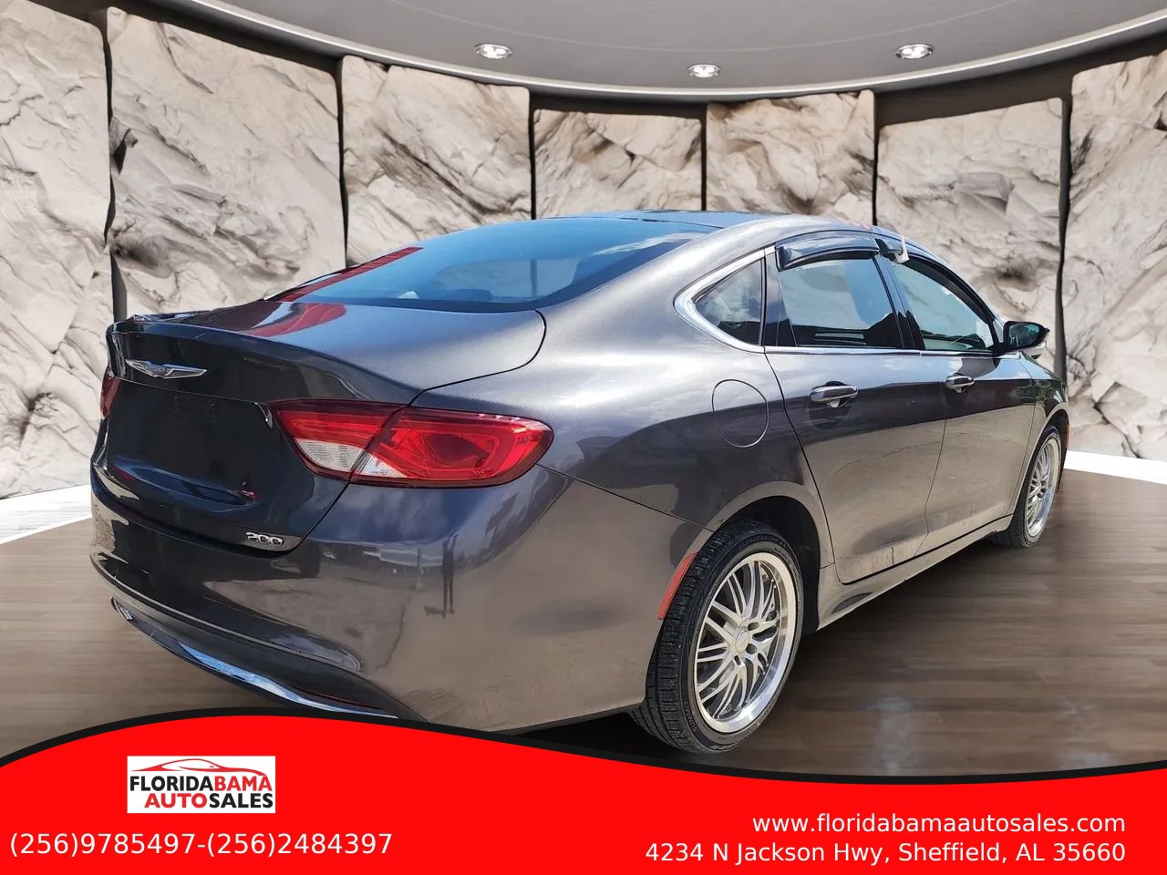 Used 2015 Chrysler 200 Limited FWD image 6