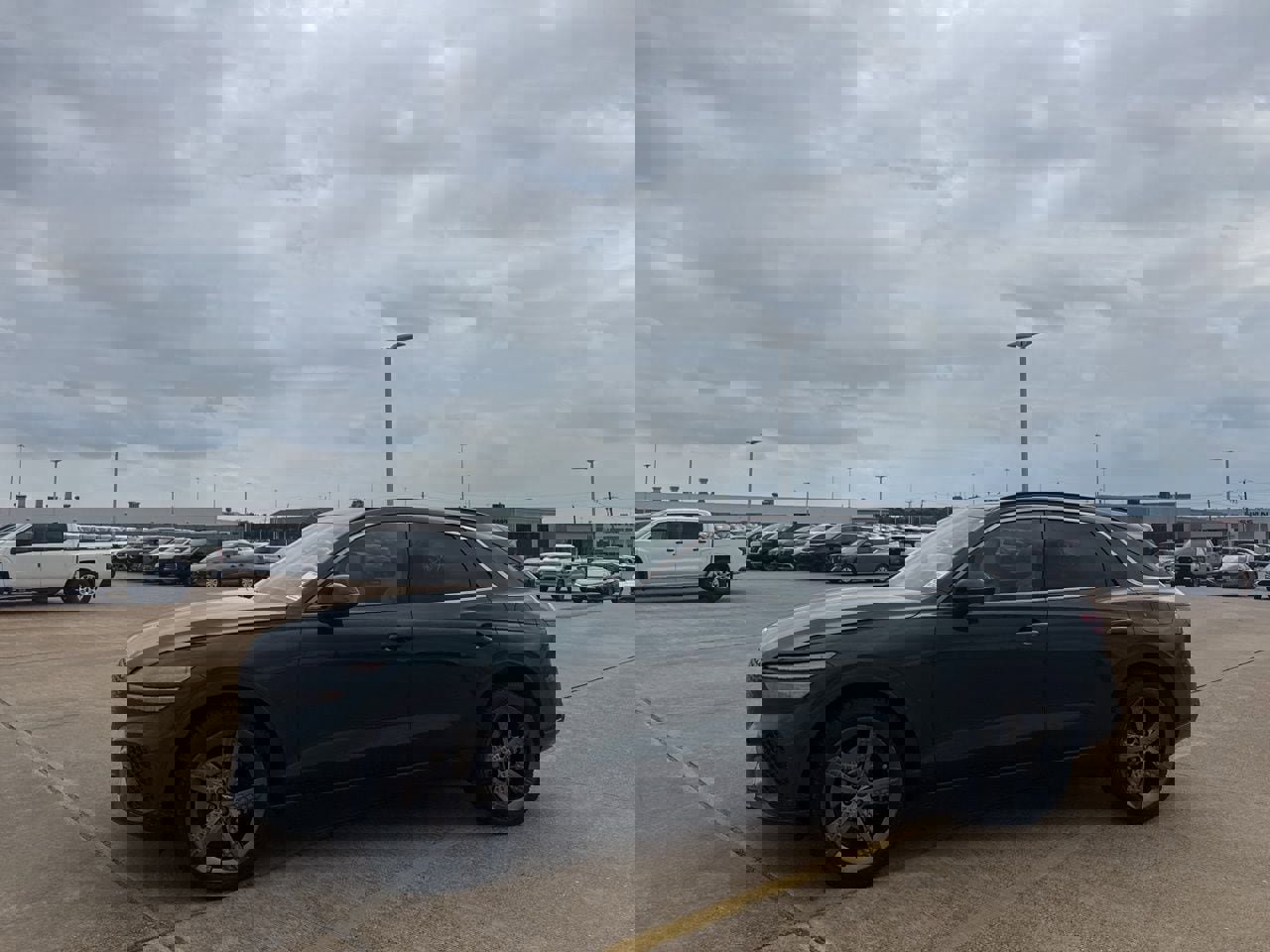 Used 2022 Genesis GV70 3.5T Sport w/ Sport Prestige Package image 10