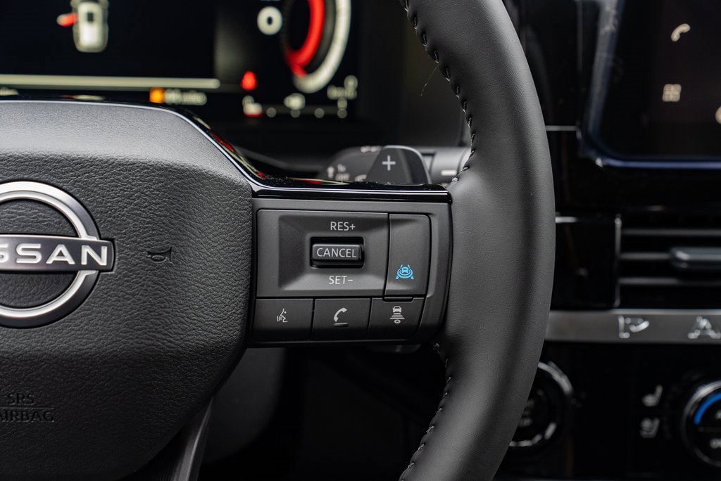 New 2026 Nissan Pathfinder Platinum image 14