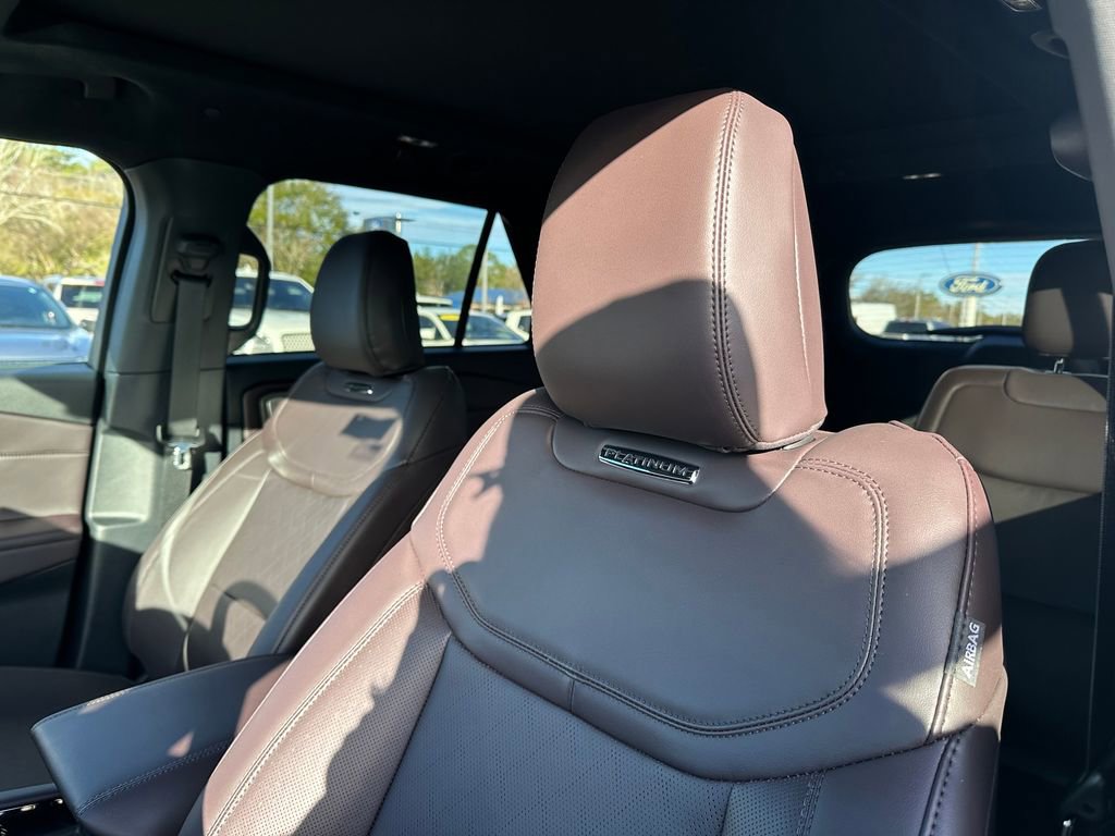 New 2025 Ford Explorer Platinum image 26