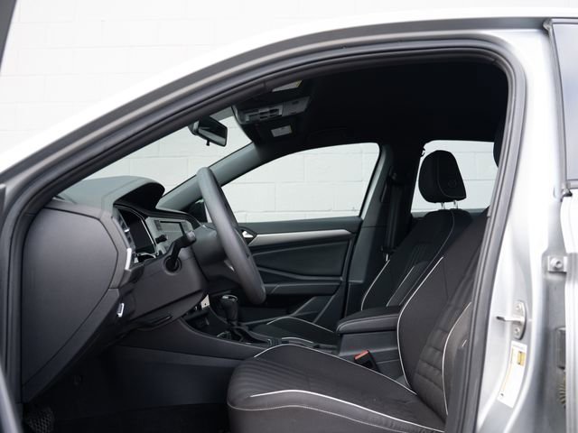 Certified 2022 Volkswagen Jetta Sport image 17