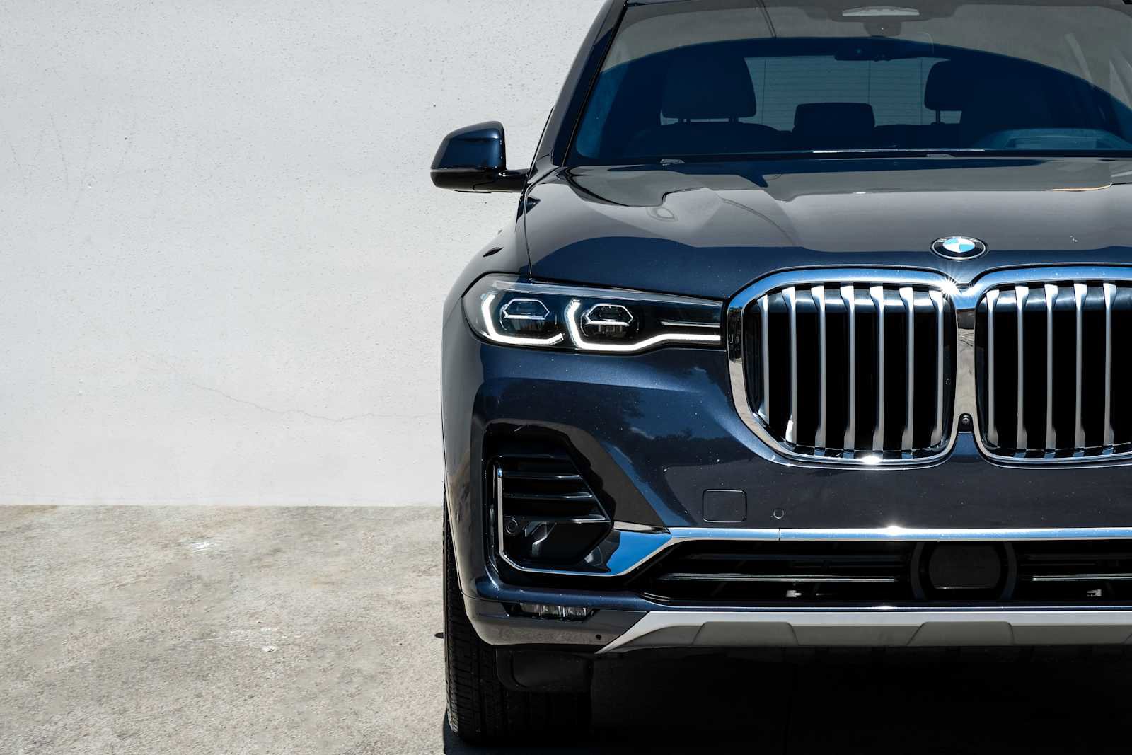 Used 2022 BMW X7 xDrive40i w/ Premium Package image 47