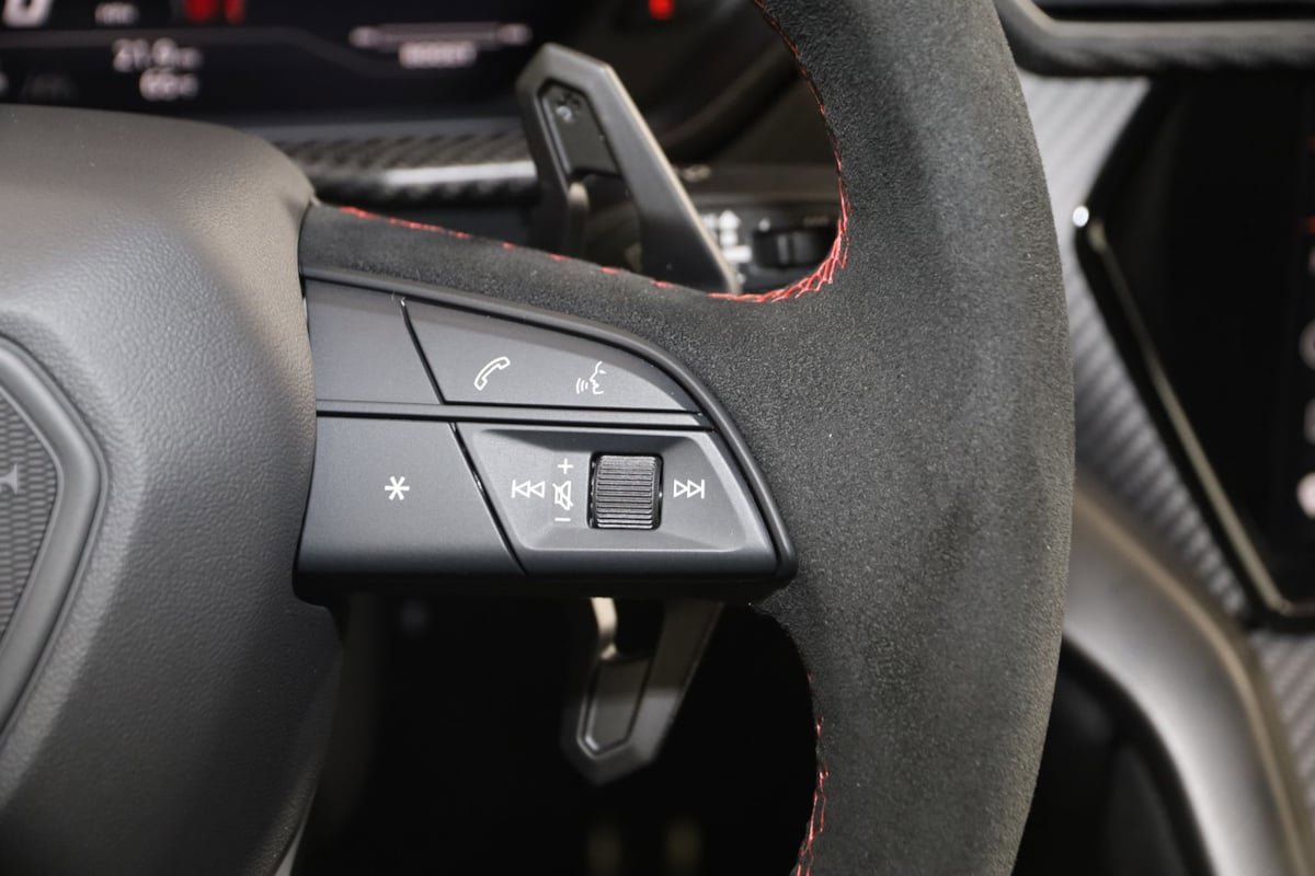 Used 2024 Lamborghini Urus Performante image 70