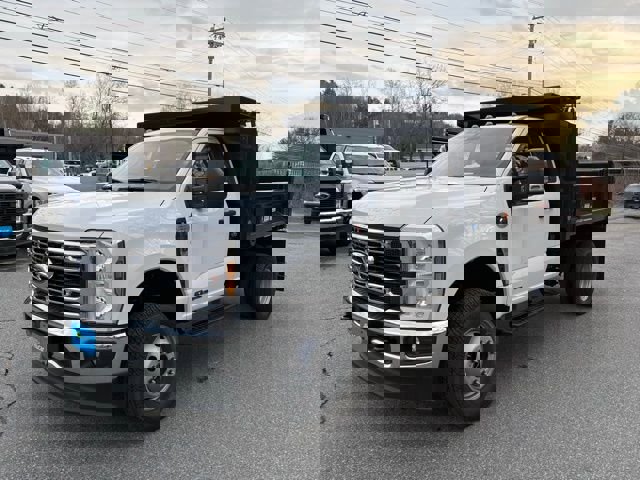 New 2026 Ford F350 XL w/ XL Chrome Package AWD/4WD image 19