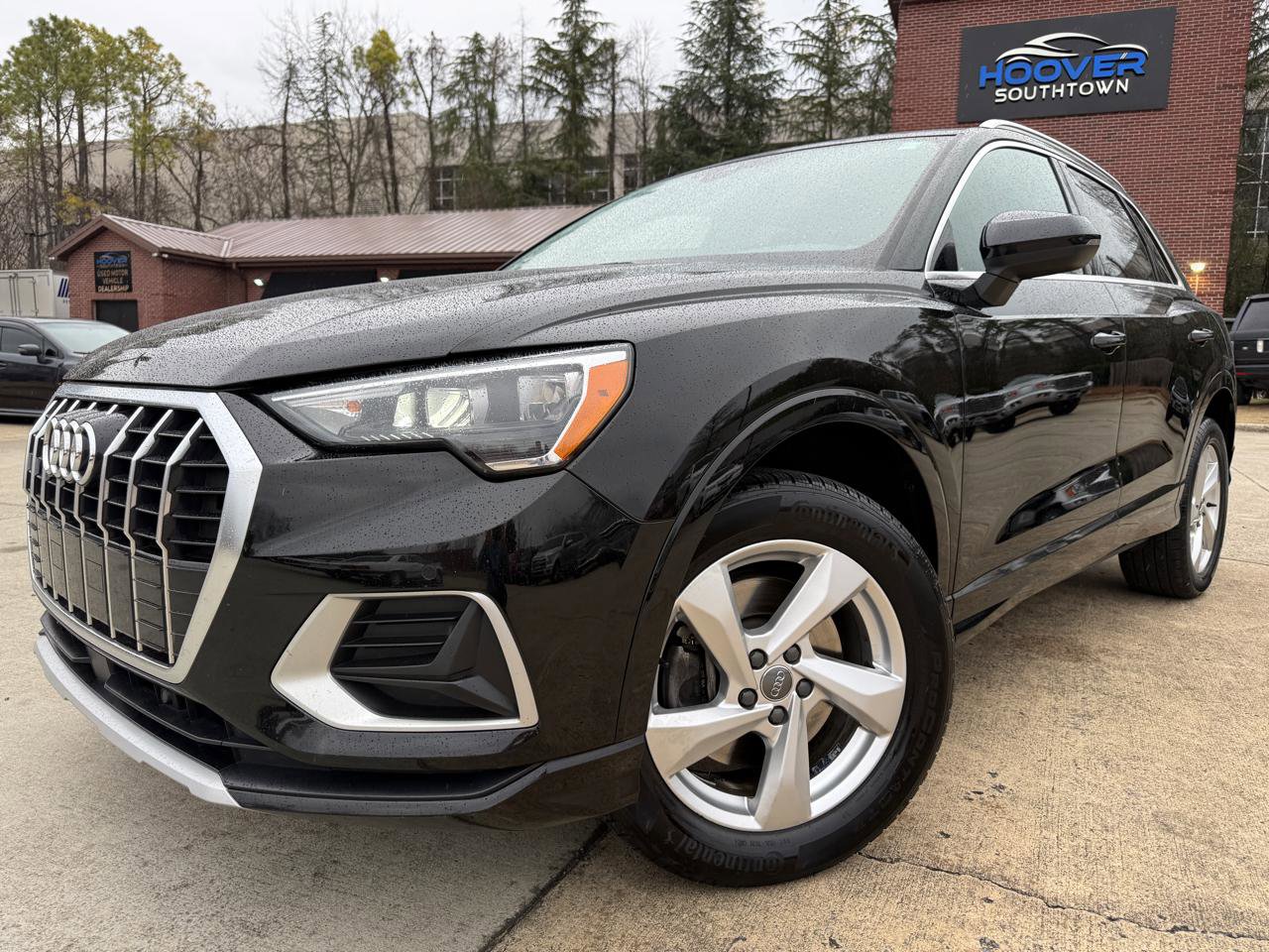 Used 2020 Audi Q3 2.0T Premium w/ Convenience Package image 1