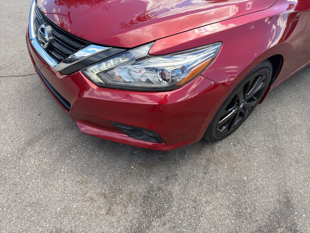 Used 2017 Nissan Altima 2.5 SR w/ Midnight Edition Package FWD image 43