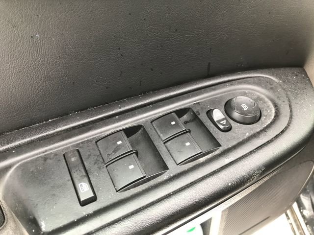 Used 2014 Chevrolet Traverse LT image 11