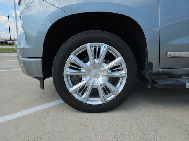 Used 2024 Chevrolet Silverado 1500 High Country w/ High Country Premium Package RWD image 23