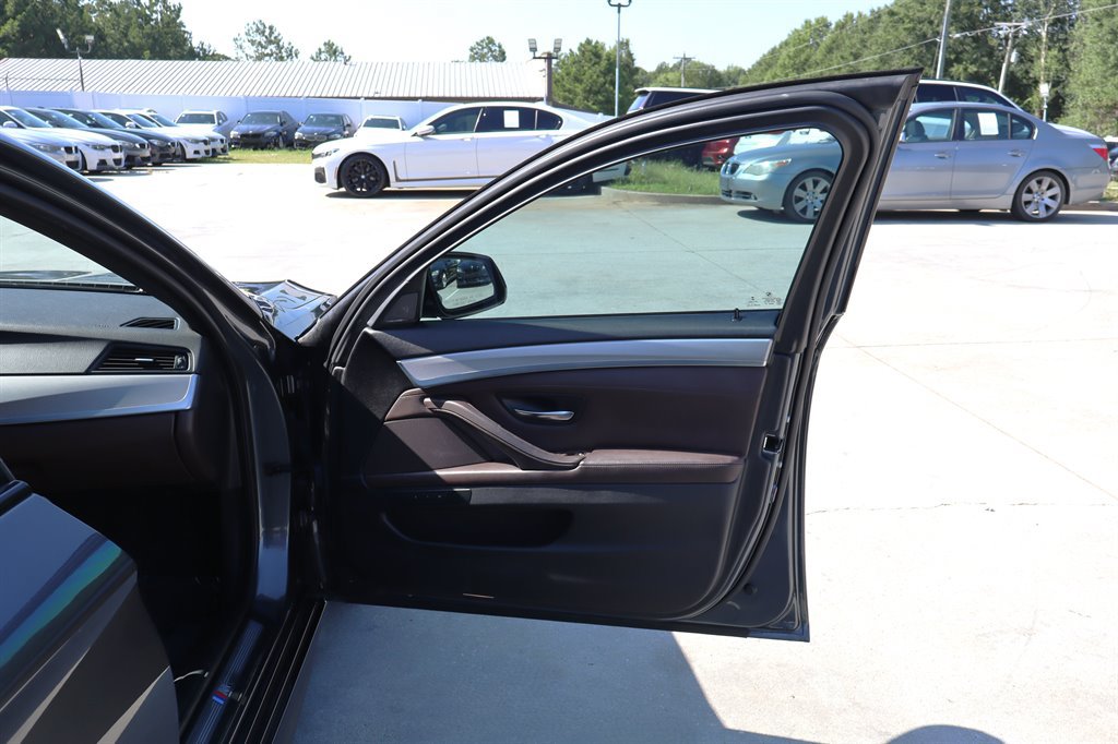 Used 2016 BMW 535i Sedan RWD image 36