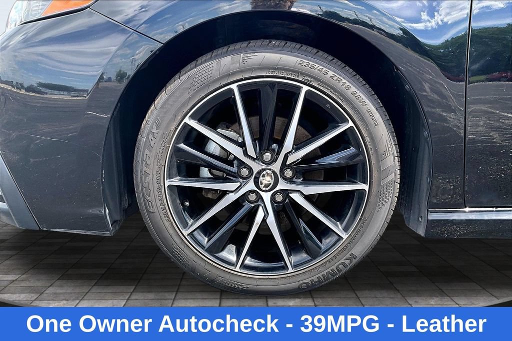 Used 2023 Toyota Camry SE FWD image 9