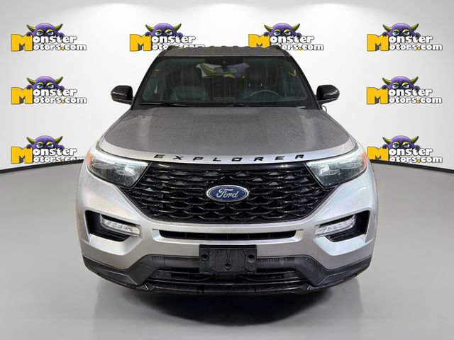Used 2024 Ford Explorer ST-Line w/ Class IV Trailer Tow Package AWD/4WD image 2