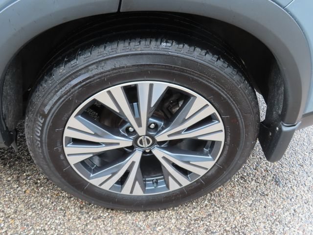 Used 2021 Nissan Rogue SV AWD/4WD image 15