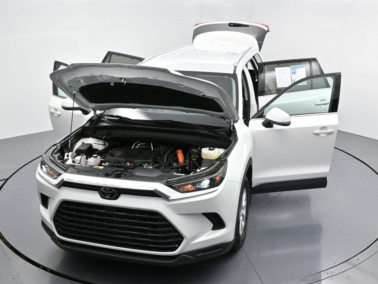 Used 2024 Toyota Grand Highlander XLE image 48