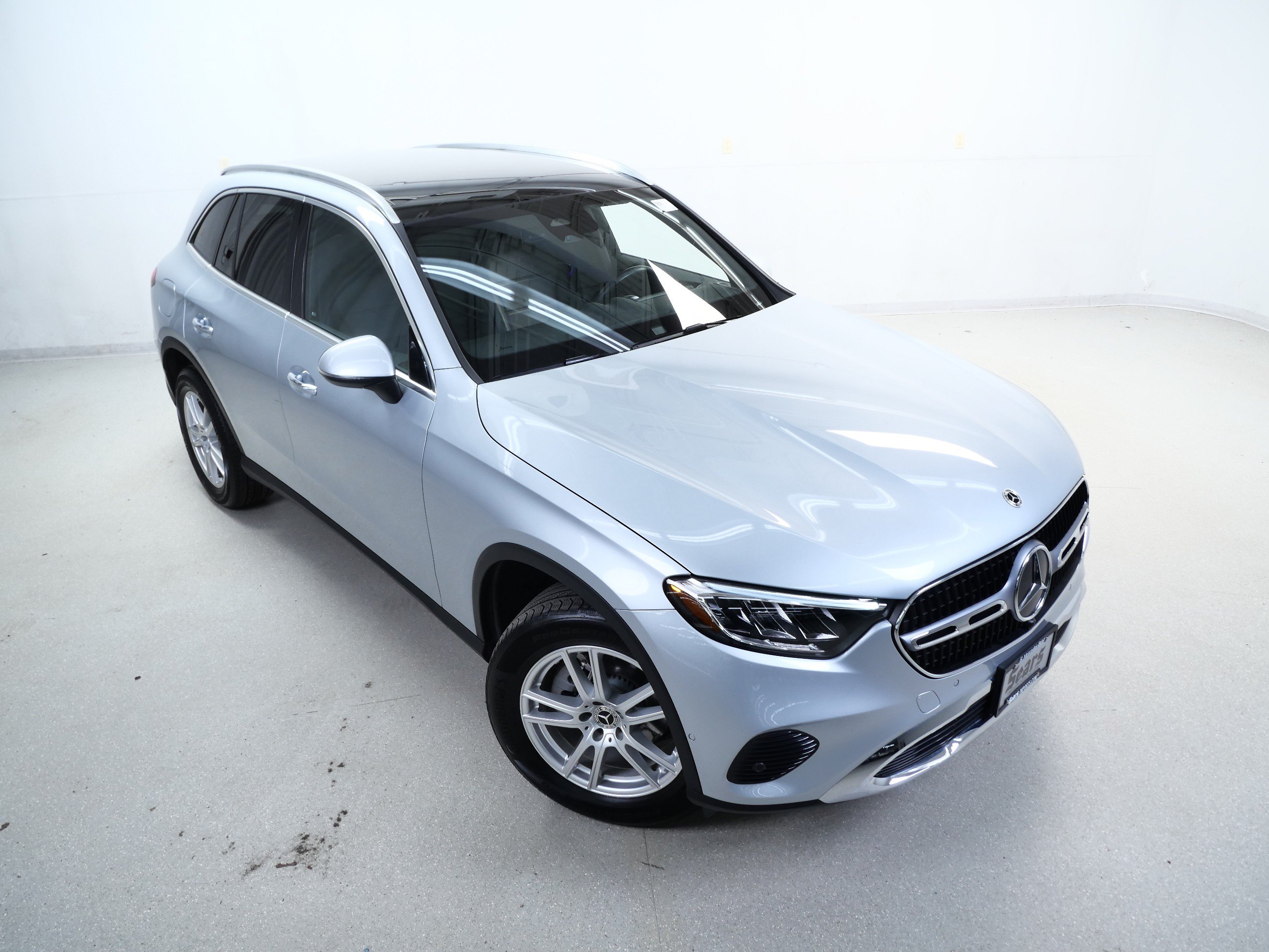 Certified 2023 Mercedes-Benz GLC 300 4MATIC image 4