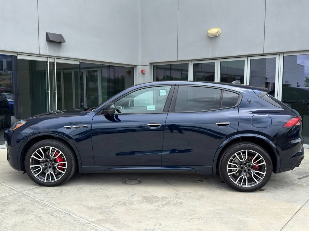 Certified 2023 Maserati Grecale Modena AWD/4WD image 5