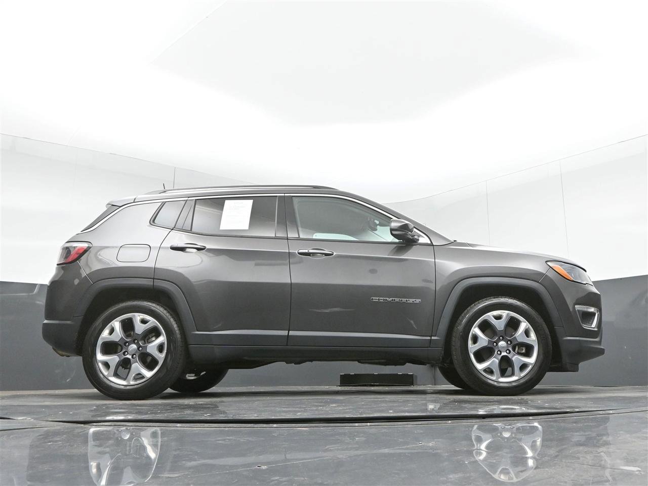 Used 2021 Jeep Compass Limited FWD image 28